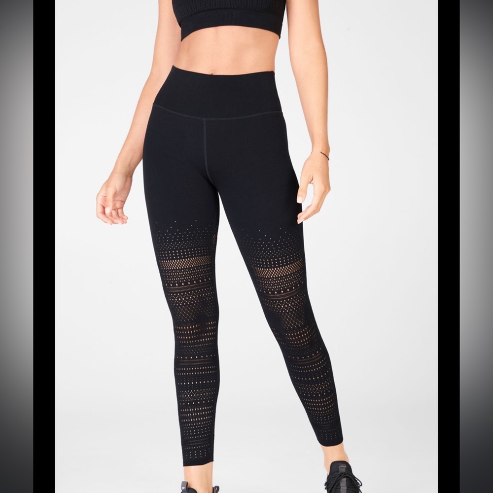 🧘🏻‍♀️Fabletics Sculp knit cut out 7/8 legging🧘🏻‍♀️